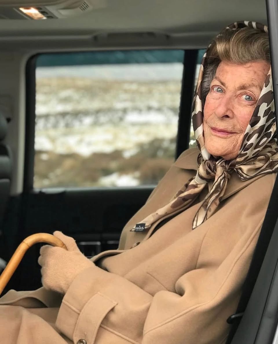 Lady Pamela Hicks Obituary, Death - Royal Family Link and British Icon Dies at 97